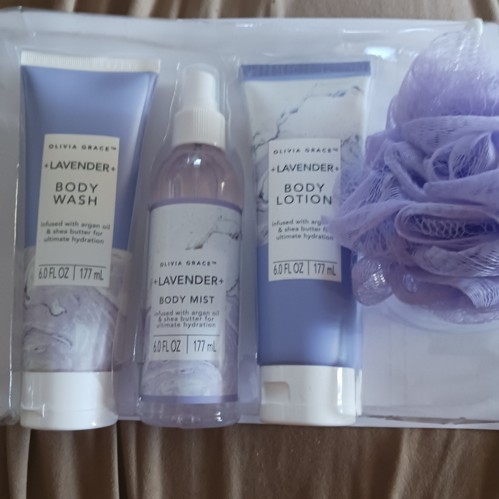 OLIVIA GRACE SPA SET